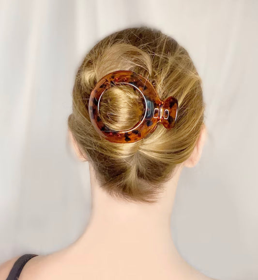 Circle Tortoise Hair Clip- Large